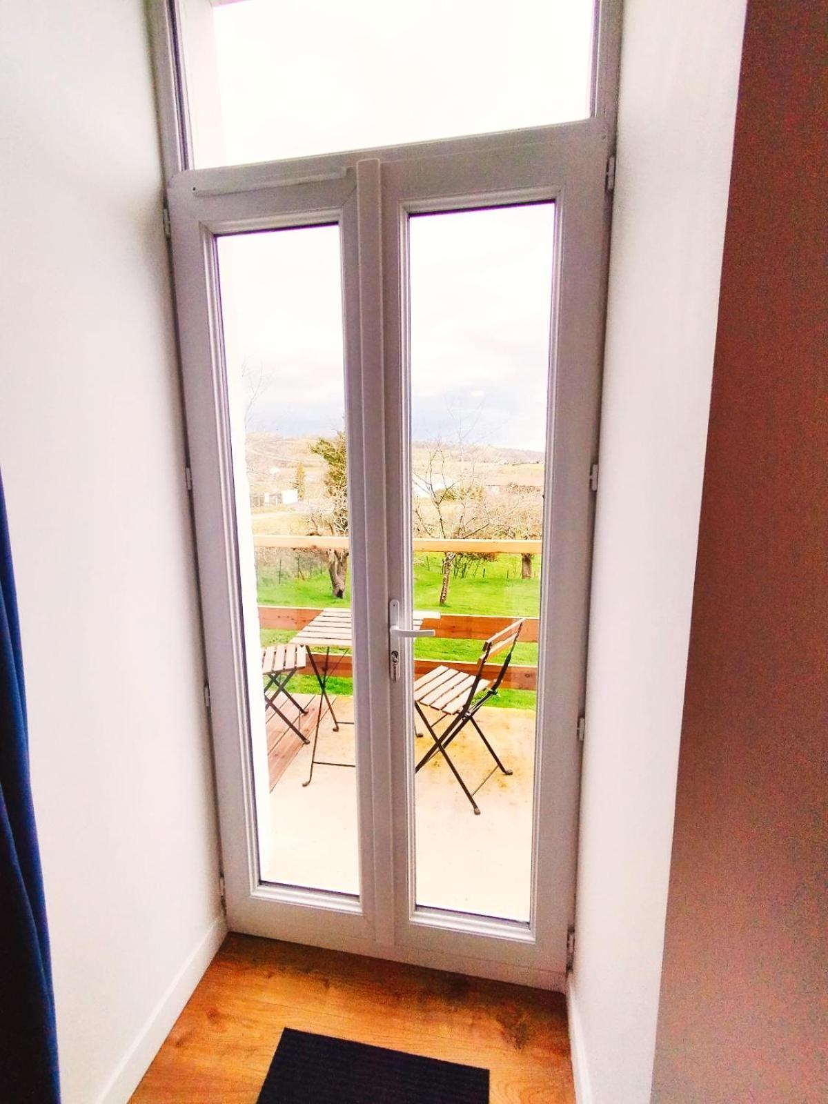Beau Independant Appartement *